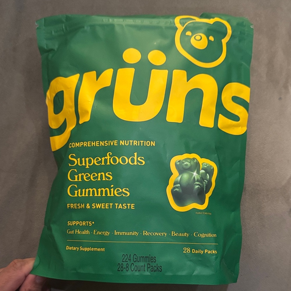 Superfoods Greens Gummies for adults - 28-8 count packs